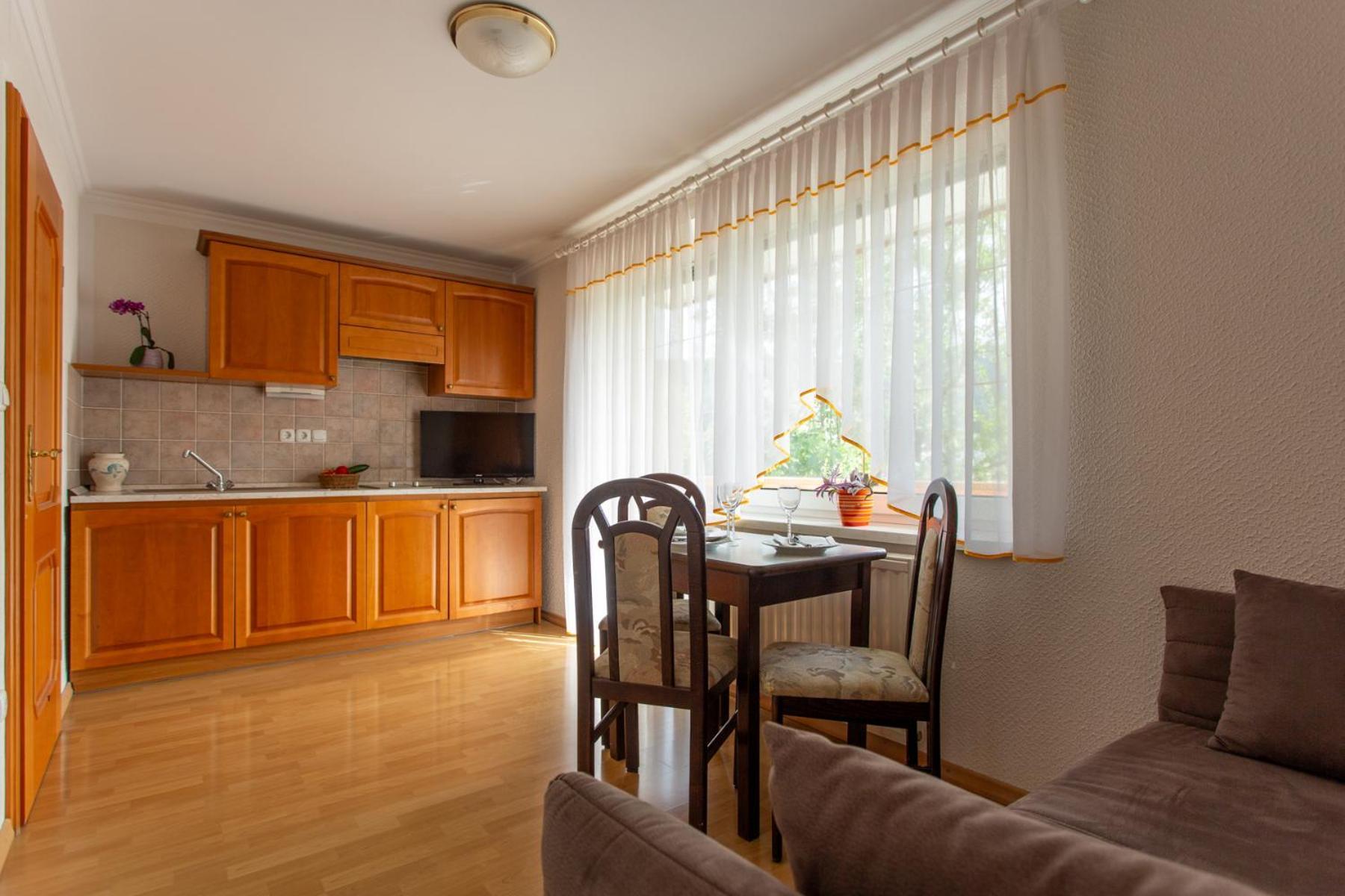 Hotel Gostisce Pri Dveh Petelinih Bled Exterior foto