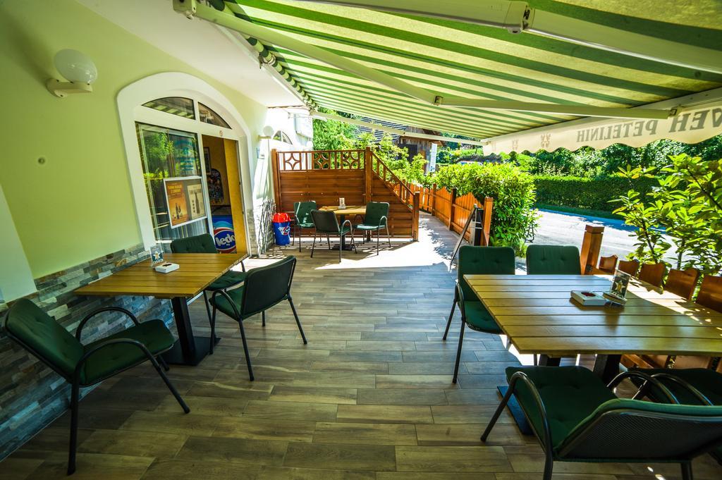 Hotel Gostisce Pri Dveh Petelinih Bled Exterior foto
